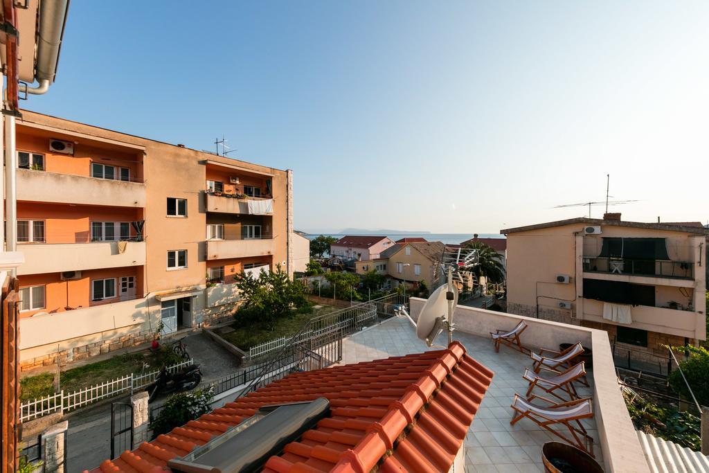 Apartments Kastelani Komiža Exteriör bild